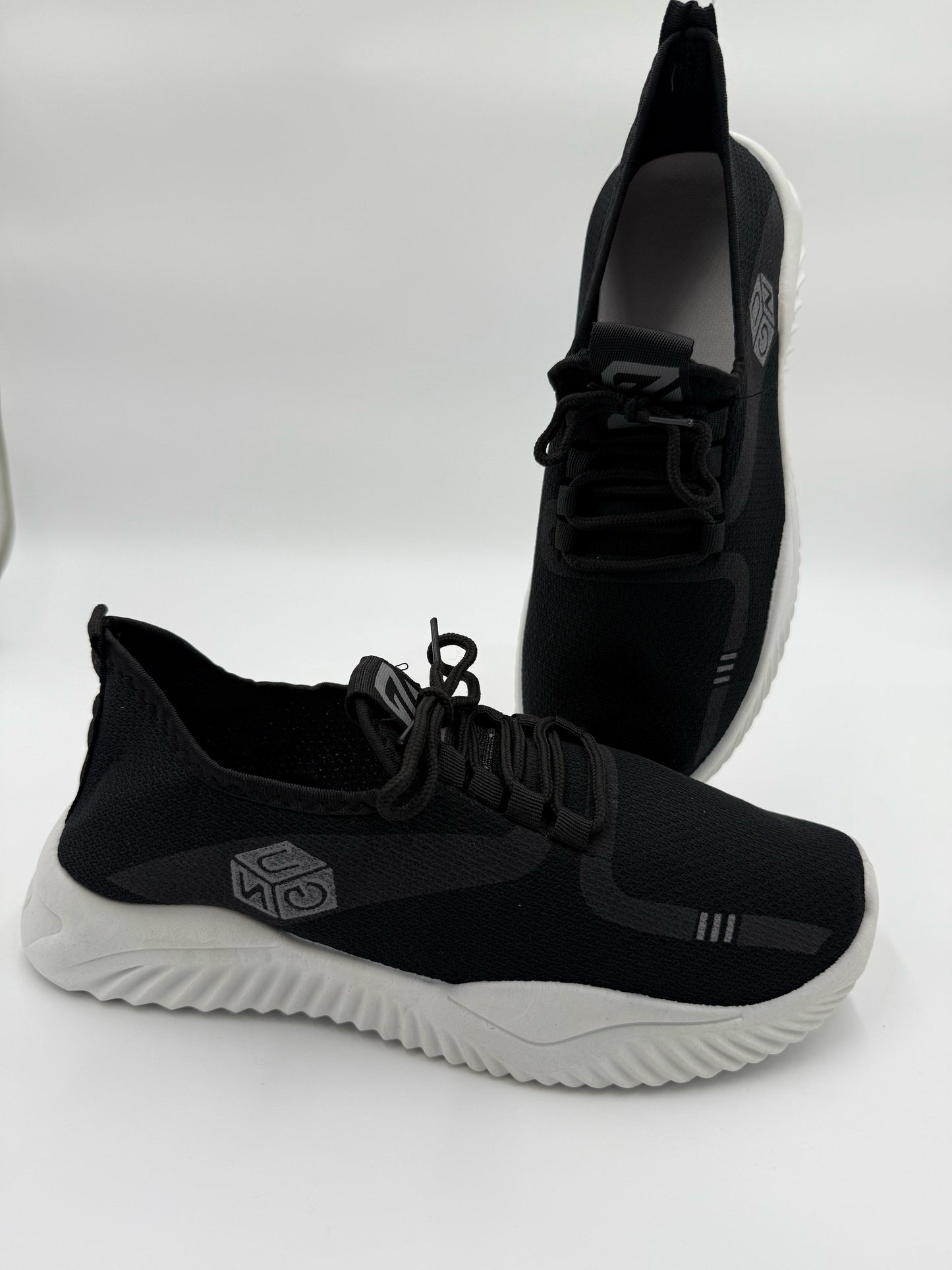 Tenis GuN