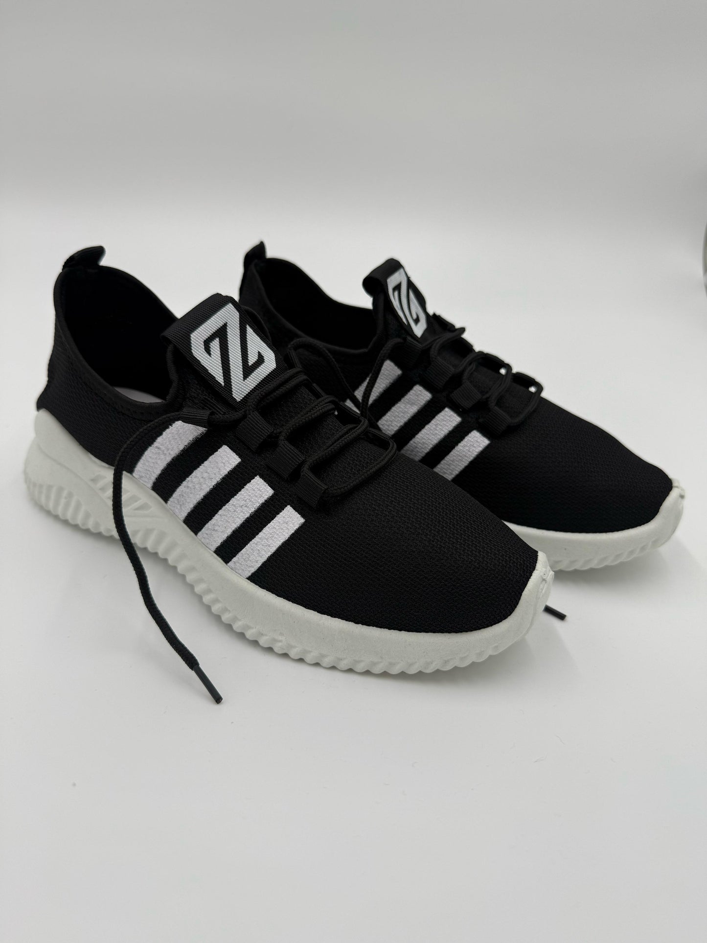 Tenis Deportivo Rayas