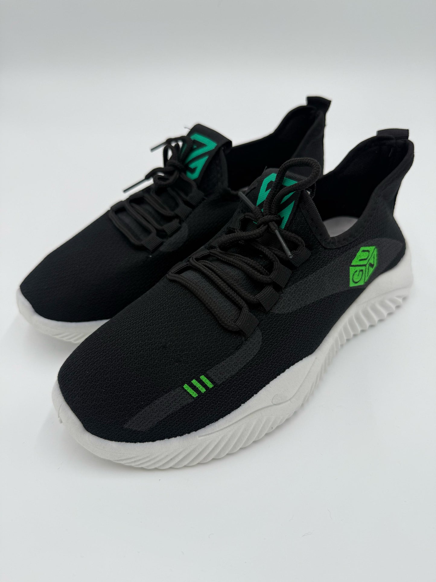Tenis GuN